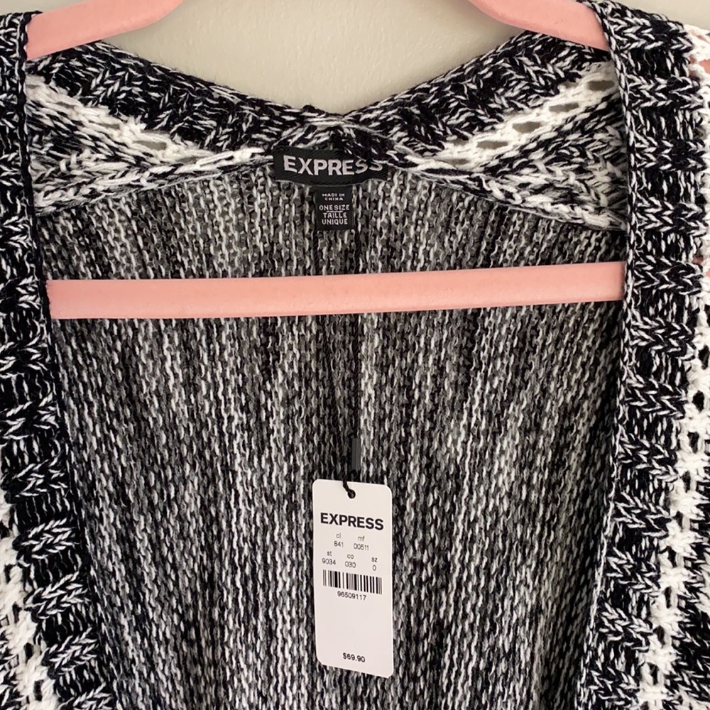 Express Aztec Cardigan - One Size - Picture 2 of 11